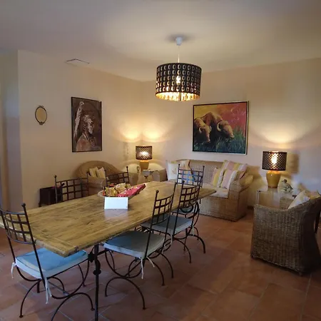 Le Vieux Manoir * Valeilles